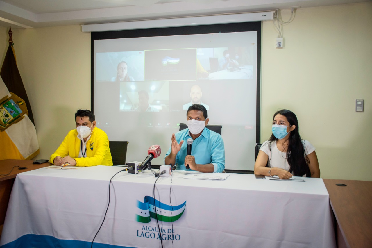 ALCALDE FREIRE APOYA CON 26 PROFESIONALES DE SALUD PARA LUCHAR CONTRA EL COVID