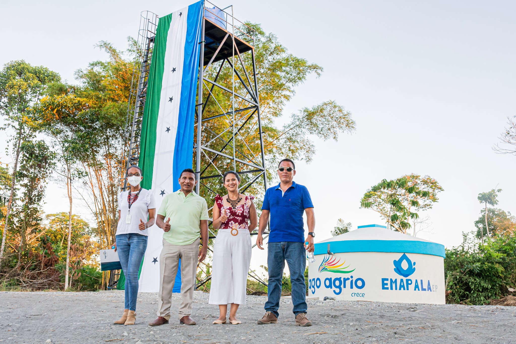 Cumplimos con agua potable para Juan Montalvo