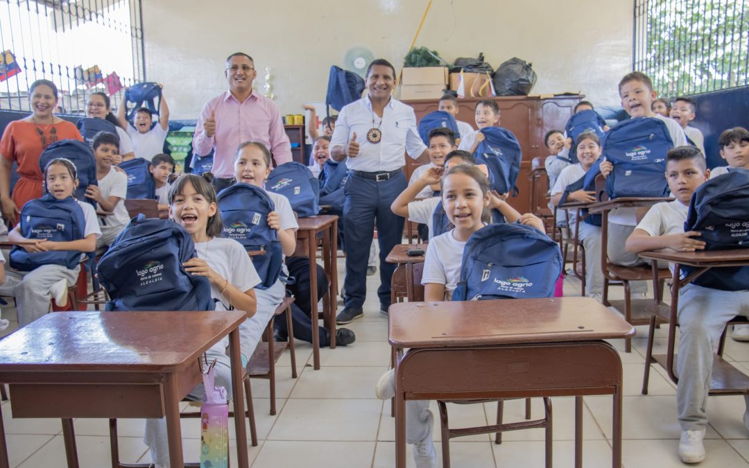 11 mil mochilas y útiles escolares para este año lectivo.