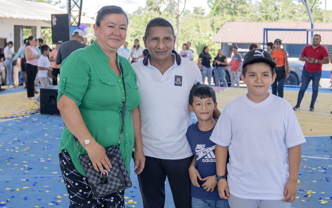 Moderno espacio deportivo para la U.E Isla San Cristóbal.