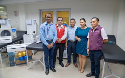 Cruz roja recibe equipos